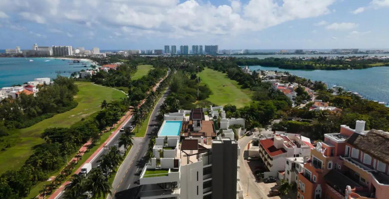 Elegant Apartment Well Located In The Hotel Zone Of Cancun Exterior photo